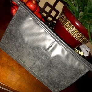 Toiletry pouch clutch men or women